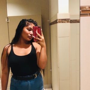 Meet your Posher, Angelica